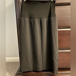 Maternity black skirt.